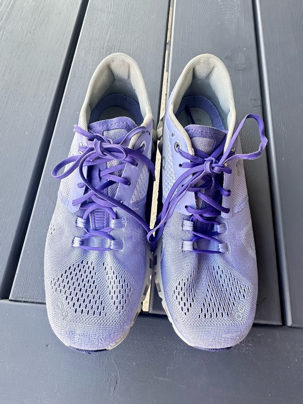 On Running Cloud X in Lavender Ice Size 7.5